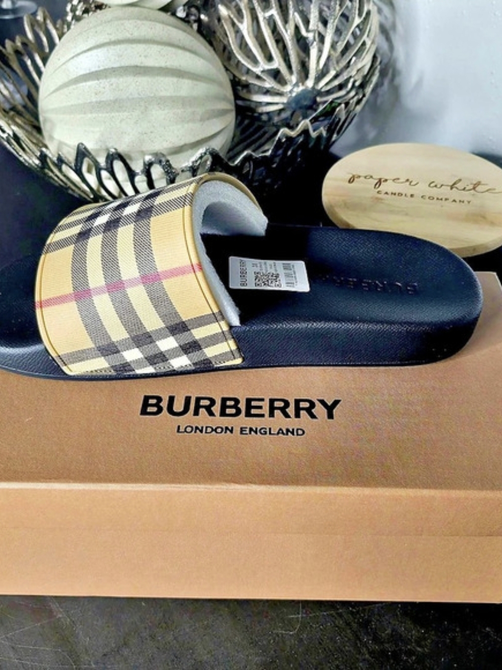 Burberry Mens 6/Womens 7.5 Slides Size Europe 38